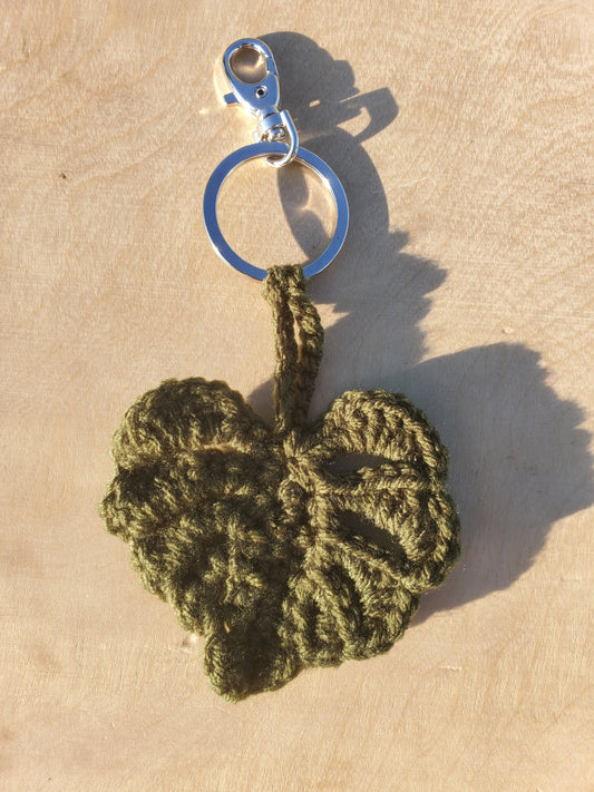 Monstera keychain